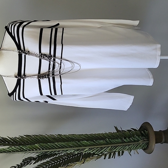 Cato white with black stripes wide neck 3/4 sleeve sweater NWT - Picture 1 of 11